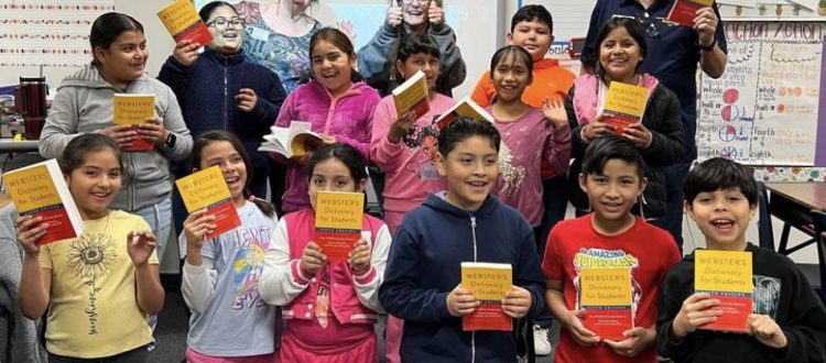 lewisville-rotary-dictionary-donation